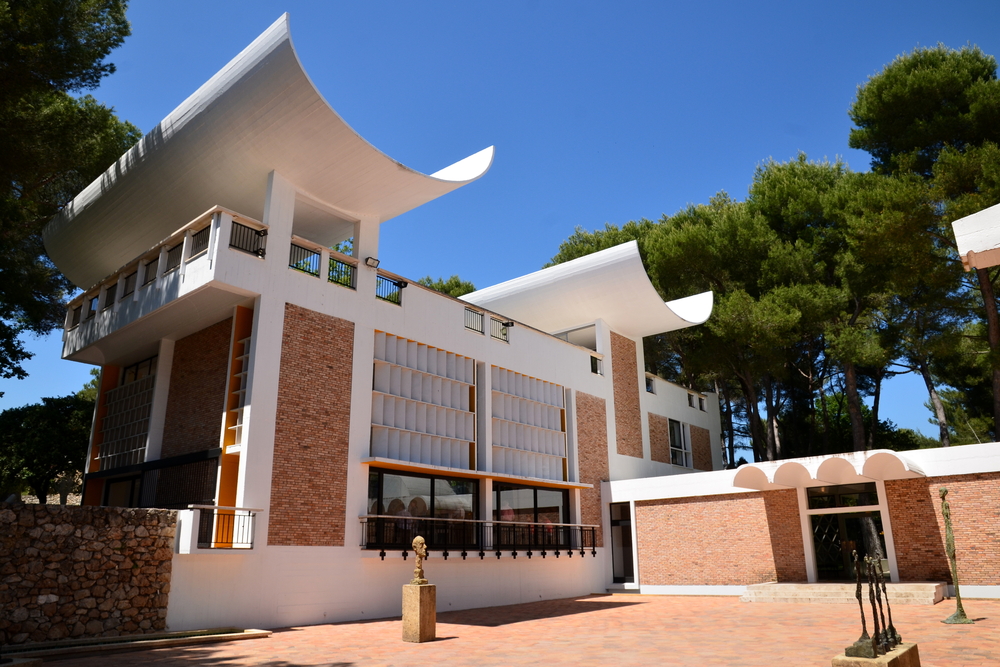Admire the Distinguished Maeght Foundation of Modern Art